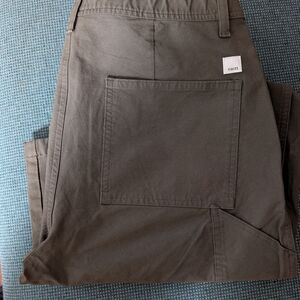 Vuori Women's Olive green Pants Size M